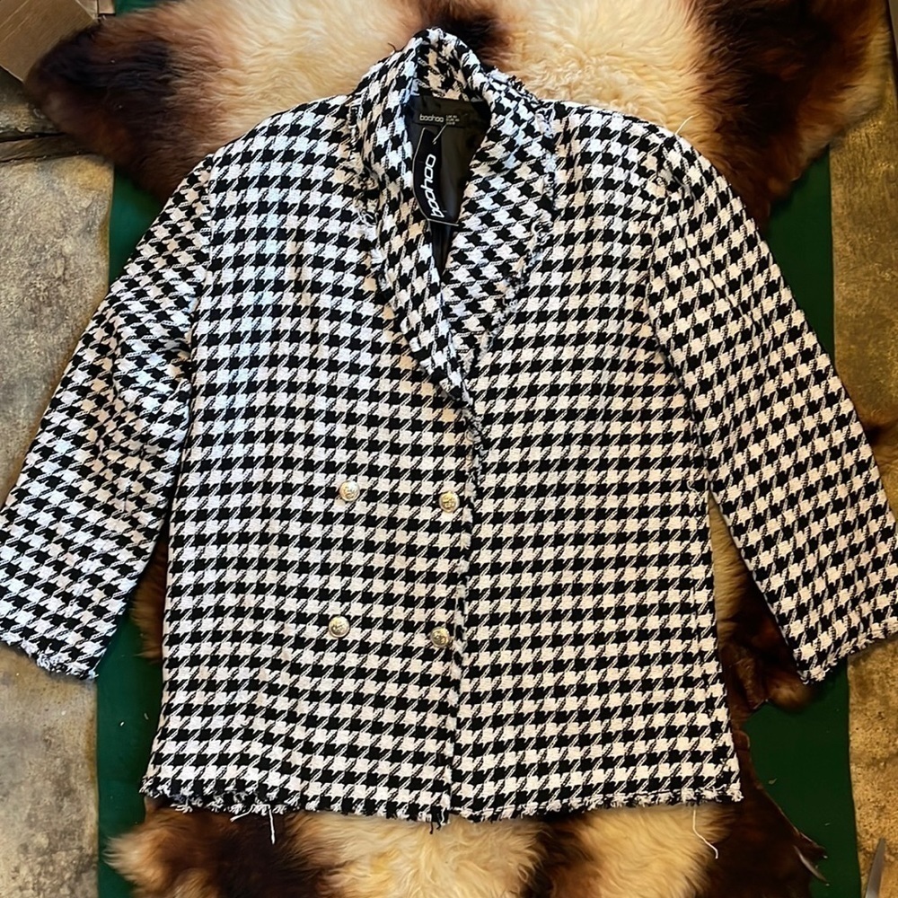Boohoo Black and White Houndstooth Double-Breasted Blazer